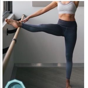 Zyia leopard ombré leggings